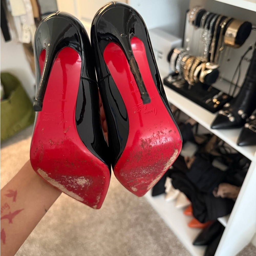Christian Louboutin “So Kate” Glossy Black and Red Heels - Picture 4 of 6